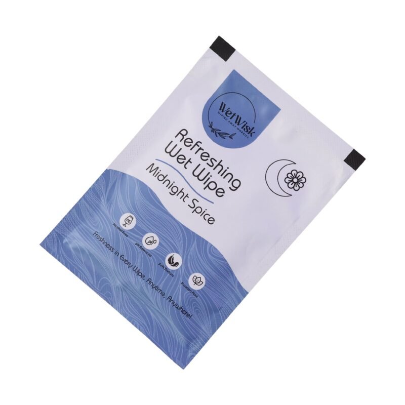 RefreshingWetWipe02-04.jpg Wet Wipes � Gentle Cleansing for Face, Body & Hands (1 Pc)