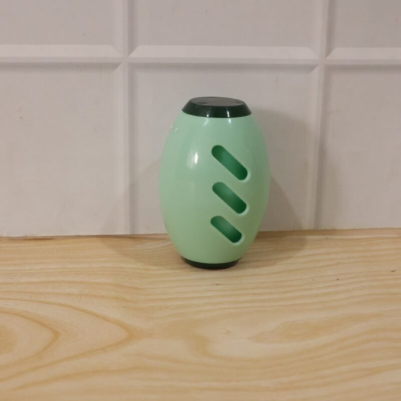 ReusableWashableLintRoller-live.jpg Reusable Lint Roller � Eco-Friendly, Washable & Compact for Clothes & Pets
