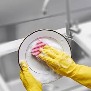 Waterproof Rubber Gloves � Durable & Reusable for Household Tasks