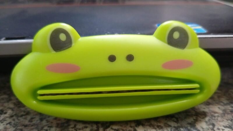 Animal Toothpaste Tube Squeezer � Easy and Eco-Friendly Dispensing
