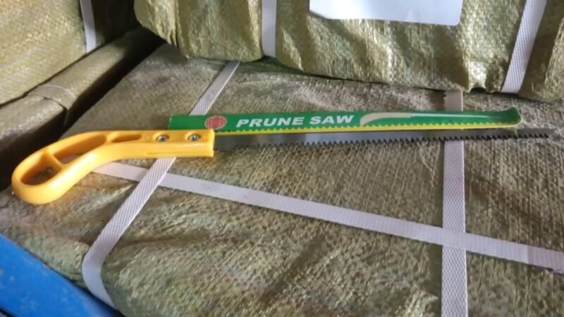 ea8daff1-87c9-489f-a69c-76057b062ab2.jpg Portable Hand Saw � 34cm Length for Precise Cutting