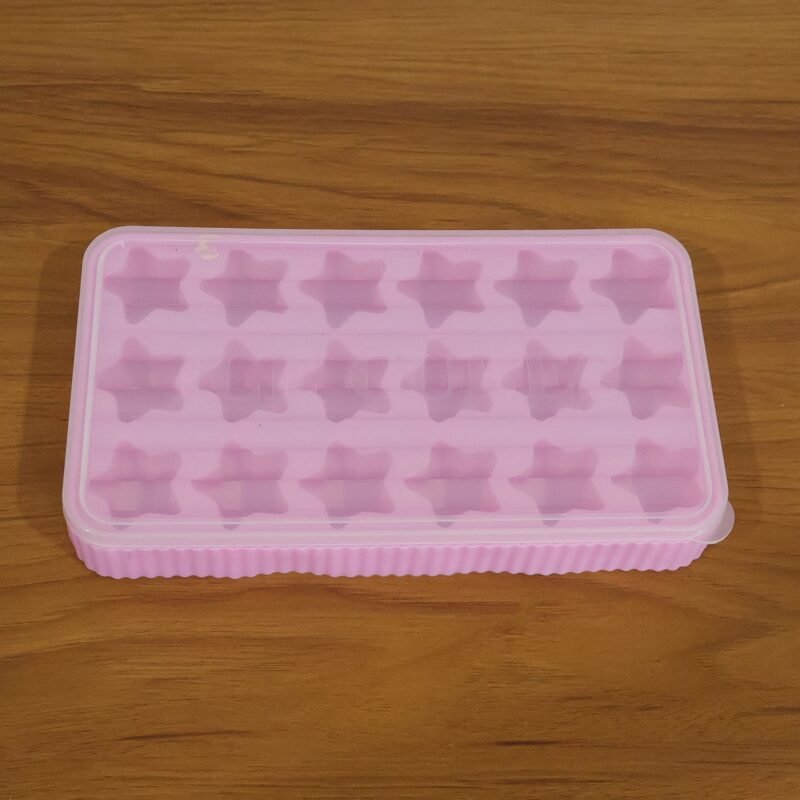 icetray07_1424fc34-7c50-4ec1-8aec-cfcb7c1701ab.jpg Star Shape Ice Cube Tray with Lid – Creative & Multipurpose