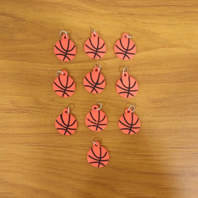 keychain6_aed30f32-4733-4176-913e-45731e386d60.jpg Basketball Keychain Set – Sporty and Stylish Accessories for Keys and Bags