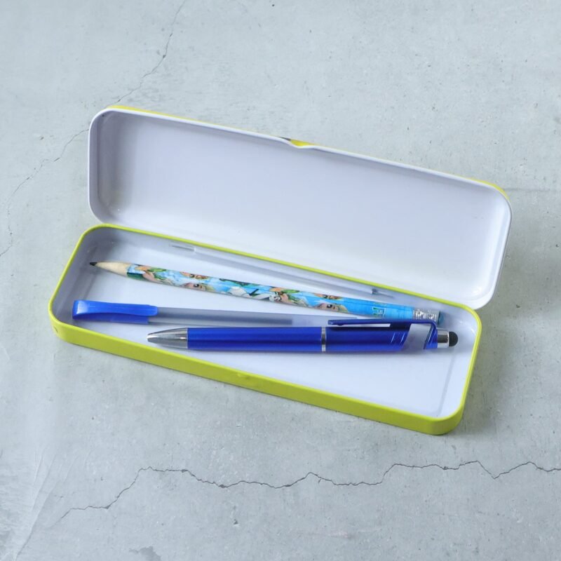 Cartoon-themed Metal Pencil Box – Cute & Durable School Storage
